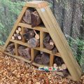 The bug hotel provides insects and minibeasts with a habitat to live in within the playground. A great item to incorporate into science lessons, encouraging children to develop an interest in conservation and the great outdoors.