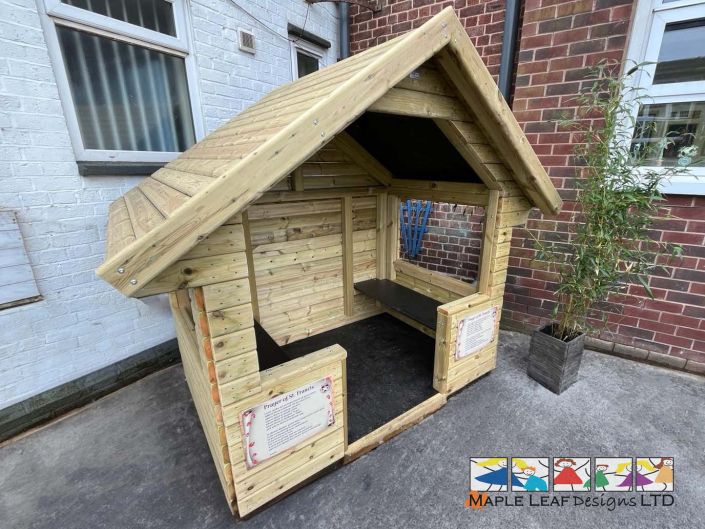 St Clare’s Prayer Garden April 2024 (4)