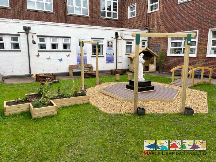 St Clare’s Prayer Garden April 2024 (8)