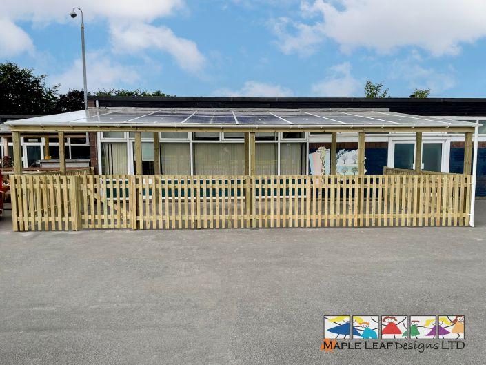 Lean to Timber Pergola with Polycarbonate Roof 10.4m x 4.7m – 18.6Lm x 1.2m high Timber Palisade Fencing – Brookhurst July 2024 – 2