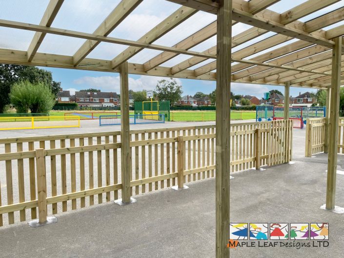 Lean to Timber Pergola with Polycarbonate Roof 10.4m x 4.7m – 18.6Lm x 1.2m high Timber Palisade Fencing – Brookhurst July 2024 – 3