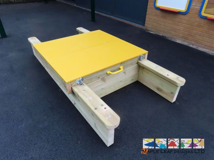 West Park Primary School Mini Sandpit August 2024 – 4