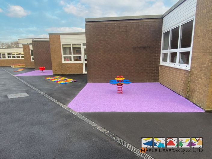 UFO Springer Purple Art Grass 2 – Brookfields Hallwood Park Dec 2024